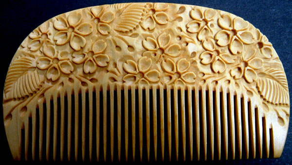 Carved boxwood comb -Cherry Blossom-