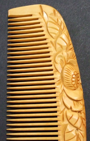 This boxwood comb is capable of enhancing your appearance with its beauty and functionality. 