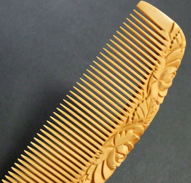 the highest class boxwood comb