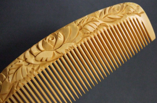 This boxwood comb is capable of enhancing your appearance with its beauty and functionality.