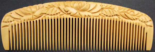 Carved boxwood comb -12cm-