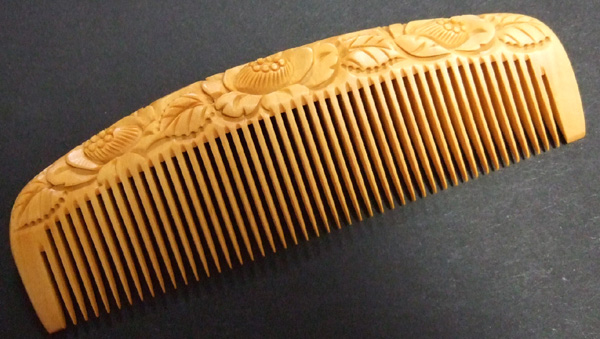 Carved boxwood comb-12cm -Camelia-(Japanese Tsubaki)