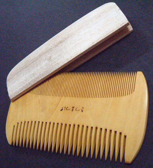 If you use the boxwood comb, your hair becomes very beautiful.