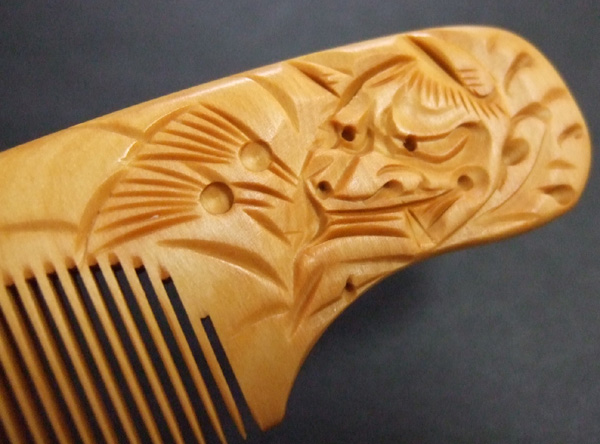 Carved Boxwood comb -Hannya (Oni)- 